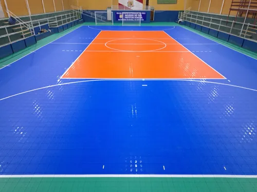 Quadra de futsal na Ginásio Tico Pires, Agudos do Sul, PR