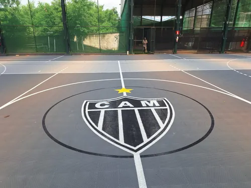 Marcação e escudo no material na Clube Atlético Mineiro, Minas Gerais